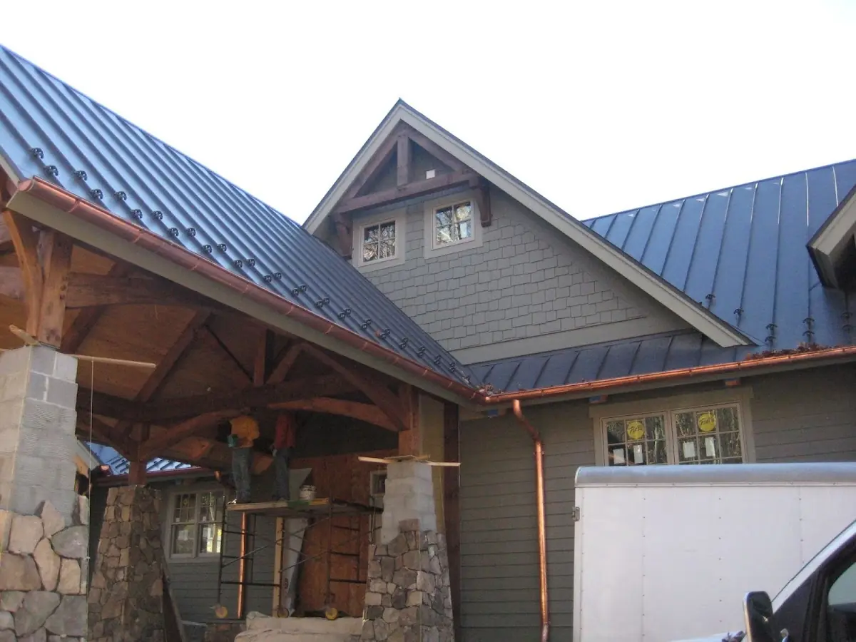 Craftsman Roofing team delivering quality roofing work in Mount Auburn
